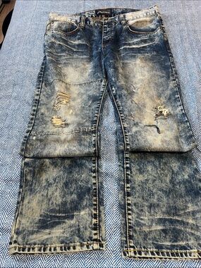 Men's Washed Distressed Blue Bootcut Jeans